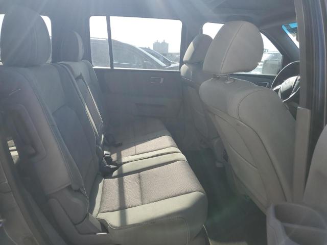 Photo 11 from auction – 2015 HONDA PILOT SE with VIN 5FNYF3H31FB034136