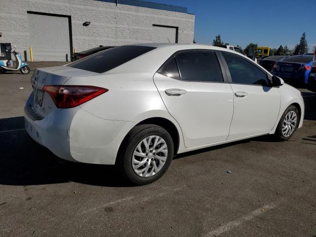 Photo 3 from auction – 2018 TOYOTA COROLLA L with VIN 5YFBURHE5JP787648