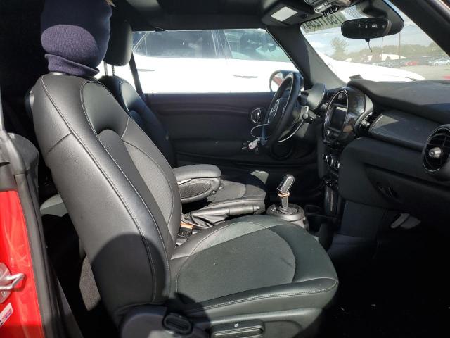 Photo 10 from auction – 2021 MINI COOPER with VIN WMWWJ3C07M3N16099