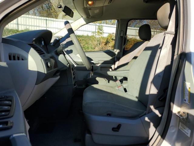 Photo 7 from auction – 2009 CHRYSLER TOWN & COU with VIN 2A8HR44E79R670081
