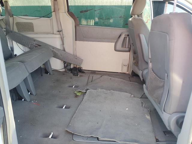 Photo 11 from auction – 2009 CHRYSLER TOWN AND C with VIN 2A8HR44E99R521249