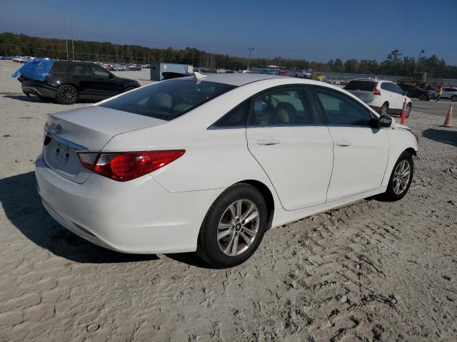Photo 3 from auction – 2013 HYUNDAI SONATA GLS with VIN 5NPEB4AC0DH798329