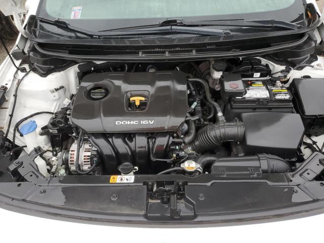 Photo 11 from auction – 2018 KIA FORTE LX with VIN 3KPFL4A78JE260689