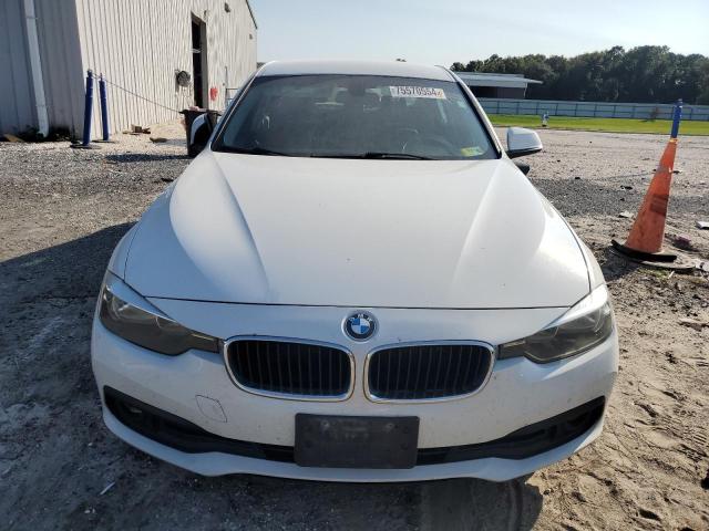 Photo 5 from auction – 2016 BMW 320 XI with VIN WBA8E5G50GNT40780