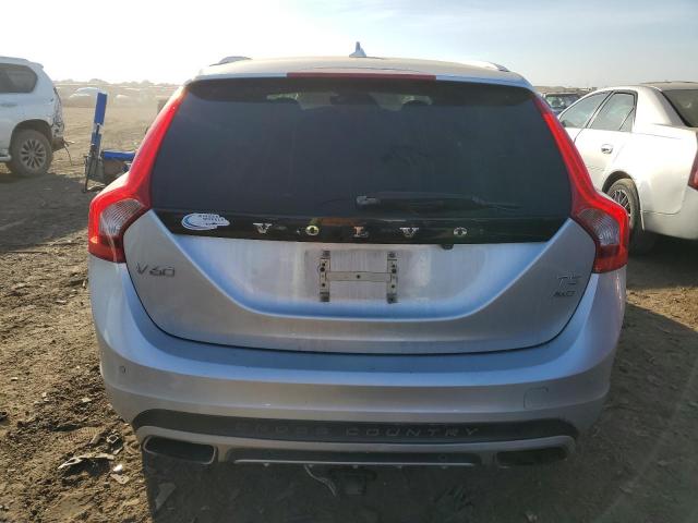 Photo 6 from auction – 2015 VOLVO V60 CROSS with VIN YV4612HK0F1001108