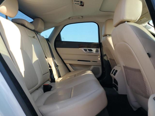 Photo 10 from auction – 2016 JAGUAR XF PRESTIG with VIN SAJBE4BV5GCY16769