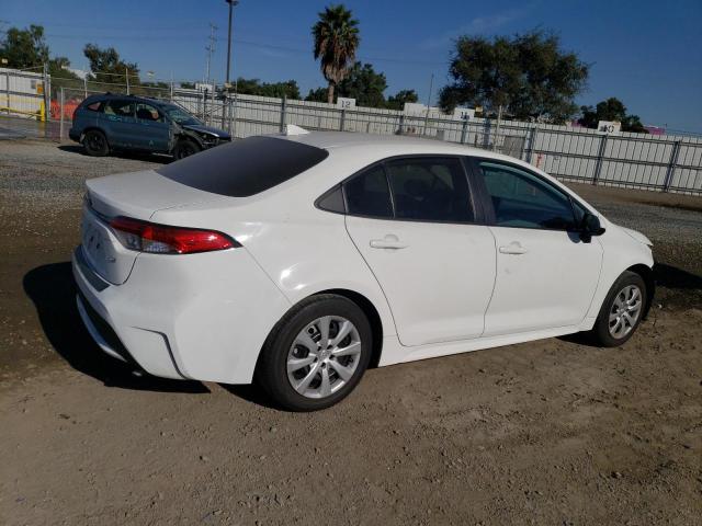 Photo 3 from auction – 2022 TOYOTA COROLLA LE with VIN 5YFEPMAE7NP300232