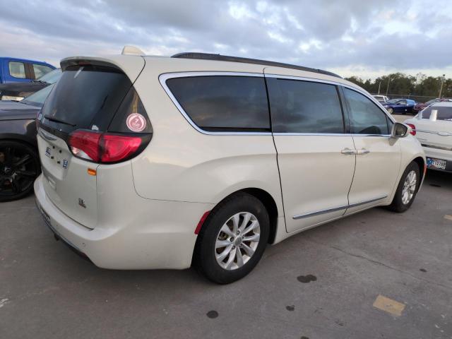 Photo 3 from auction – 2017 CHRYSLER PACIFICA T with VIN 2C4RC1BG5HR712214