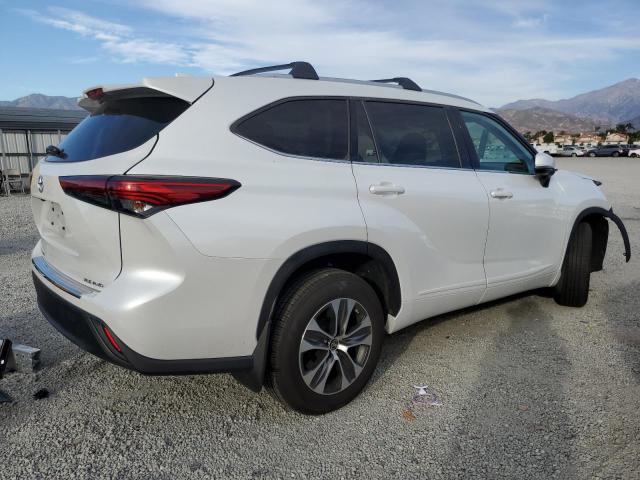 Photo 3 from auction – 2022 TOYOTA HIGHLANDER with VIN 5TDGZRBH9NS591347