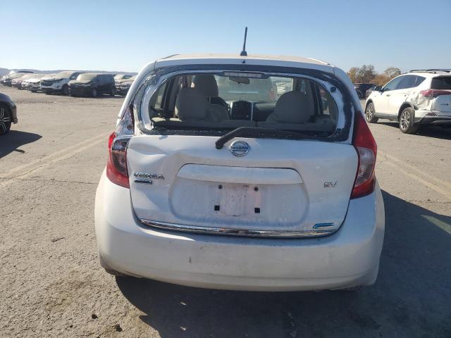 Photo 6 from auction – 2015 NISSAN VERSA NOTE with VIN 3N1CE2CP3FL365323