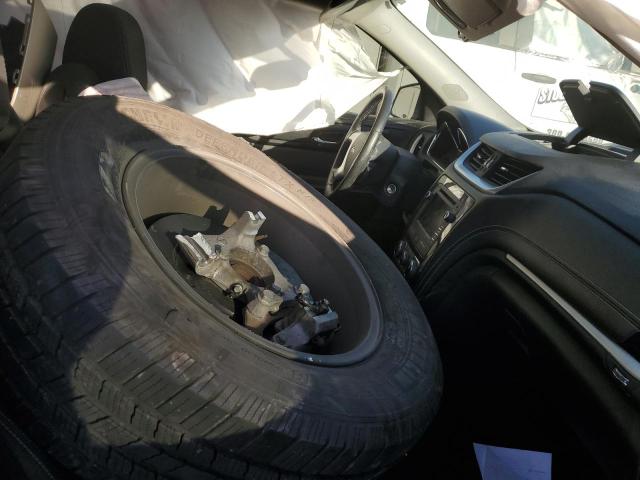 Photo 7 from auction – 2016 CHEVROLET TRAVERSE L with VIN 1GNKRHKD4GJ246249