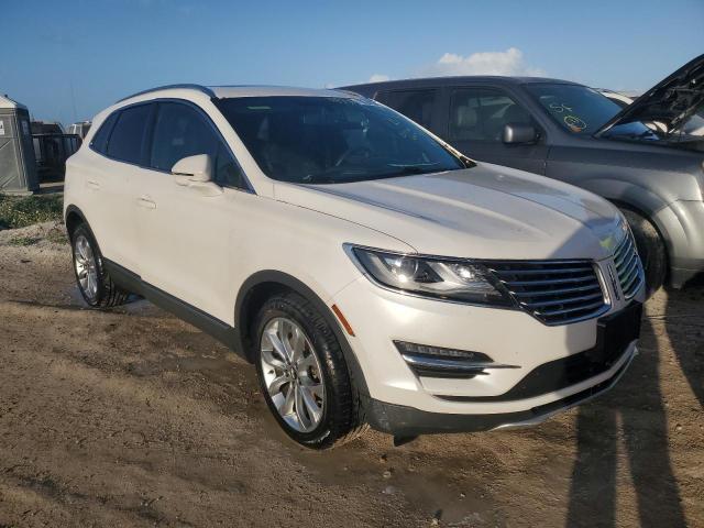 Photo 4 from auction – 2017 LINCOLN MKC SELECT with VIN 5LMCJ2C90HUL52458