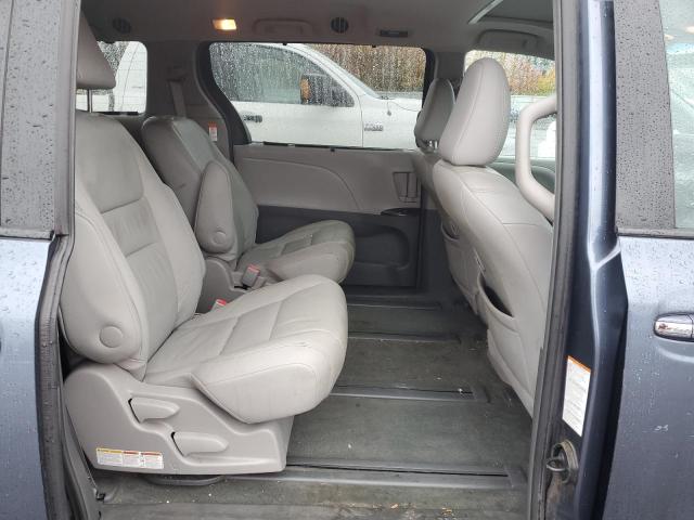 Photo 11 from auction – 2017 TOYOTA SIENNA XLE with VIN 5TDDZ3DC6HS170756