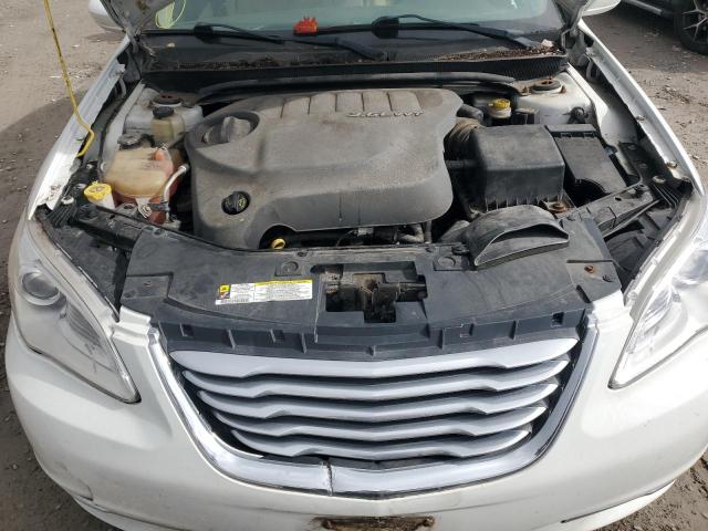 Photo 11 from auction – 2013 CHRYSLER 200 TOURIN with VIN 1C3CCBBG5DN703648
