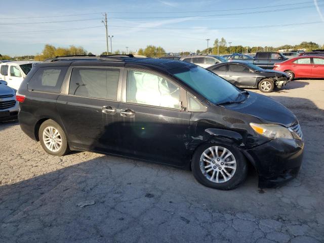 Photo 4 from auction – 2017 TOYOTA SIENNA XLE with VIN 5TDYZ3DC2HS871604