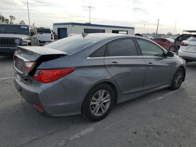 Photo 3 from auction – 2014 HYUNDAI SONATA GLS with VIN 5NPEB4AC9EH818529
