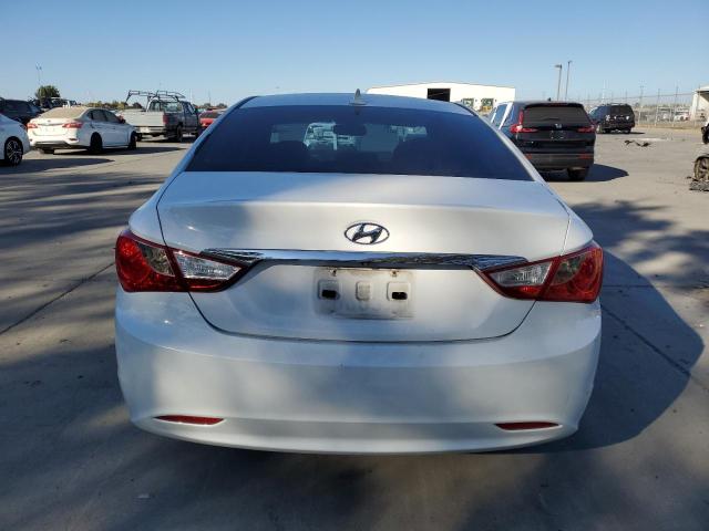 Photo 6 from auction – 2011 HYUNDAI SONATA SE with VIN 5NPEC4AC6BH114247
