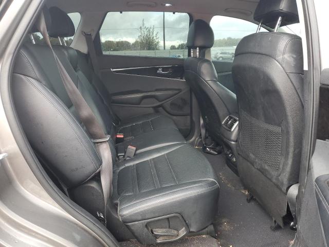 Photo 11 from auction – 2018 KIA SORENTO EX with VIN 5XYPHDA53JG366085