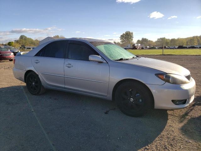 Photo 4 from auction – 2005 TOYOTA CAMRY LE with VIN 4T1BE32K85U389119