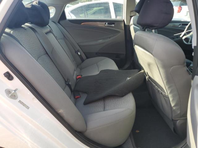 Photo 10 from auction – 2014 HYUNDAI SONATA HYB with VIN KMHEC4A46EA114278