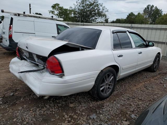 Photo 3 from auction – 2011 FORD CROWN VICT with VIN 2FABP7EV7BX141725