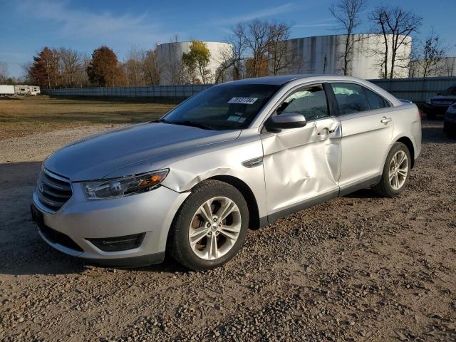 FORD TAURUS SEL 2017 with VIN 1FAHP2E82HG136826 - Photo from auction