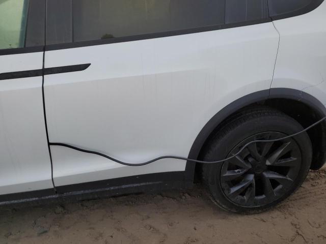Photo 13 from auction – 2022 TESLA MODEL X with VIN 7SAXCBE58NF343625