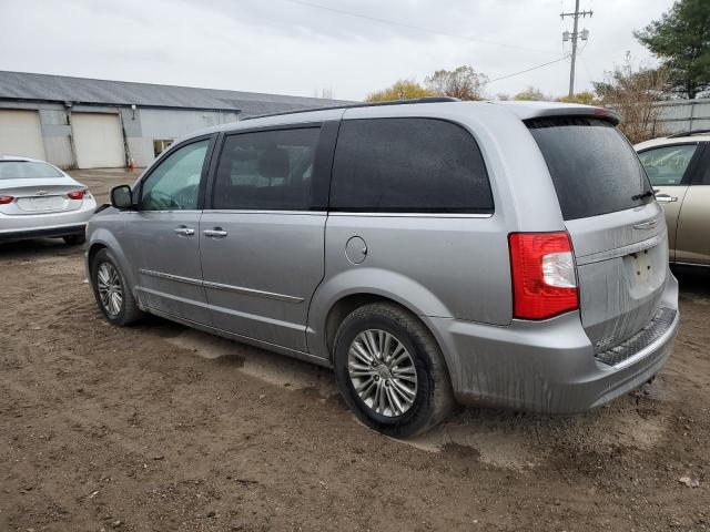 Photo 2 from auction – 2016 CHRYSLER TOWN & COU with VIN 2C4RC1CG2GR306372