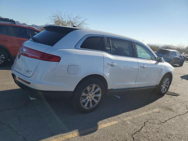 Photo 3 from auction – 2016 LINCOLN MKT with VIN 2LMHJ5FK0GBL00278