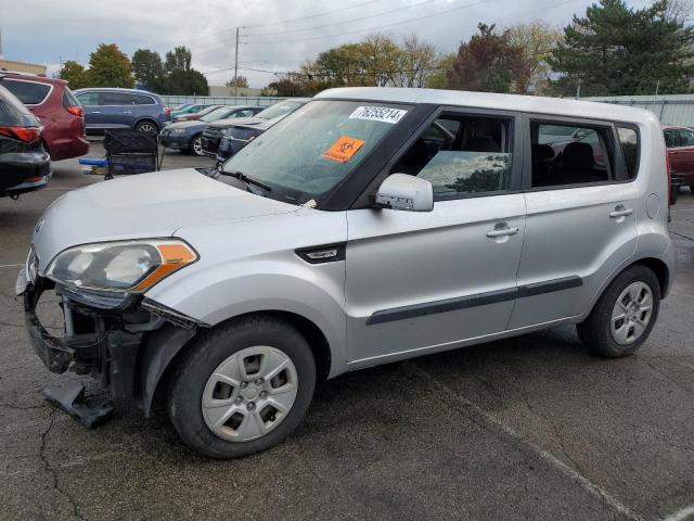 KIA SOUL 2013 with VIN KNDJT2A53D7494952 - Photo from auction