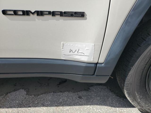 Photo 13 from auction – 2019 JEEP COMPASS SP with VIN 3C4NJDAB6KT670278