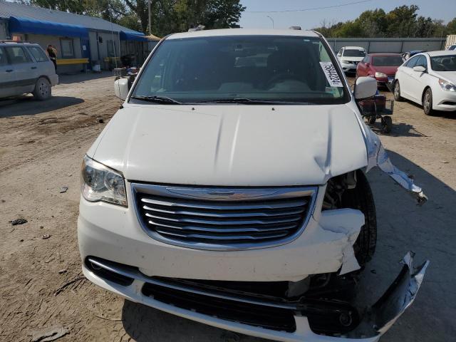 Photo 5 from auction – 2011 CHRYSLER TOWN & COU with VIN 2A4RR5DG5BR735139