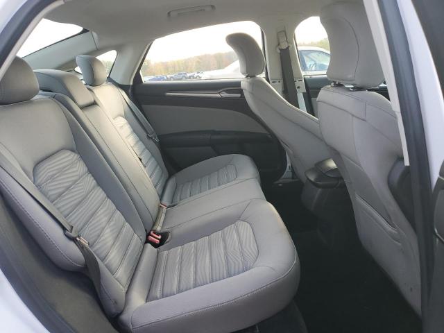 Photo 10 from auction – 2016 FORD FUSION S with VIN 3FA6P0G78GR349254