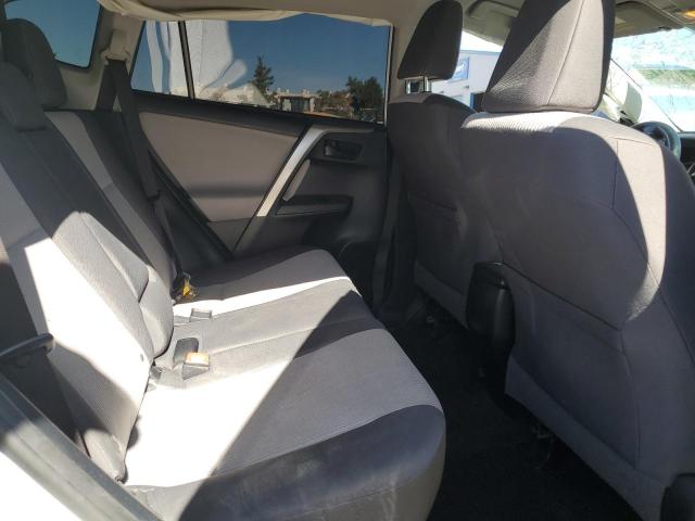 Photo 11 from auction – 2014 TOYOTA RAV4 LE with VIN JTMZFREV1EJ022198
