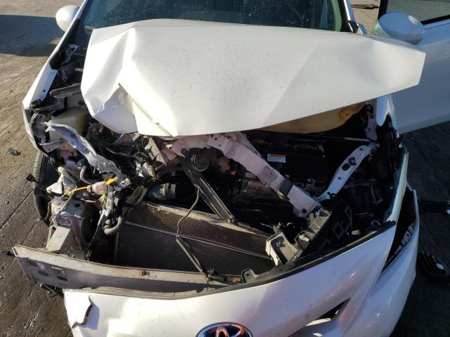 Photo 11 from auction – 2013 TOYOTA PRIUS V with VIN JTDZN3EU3D3204091