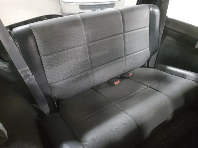 Photo 10 from auction – 2000 JEEP WRANGLER / with VIN 1J4FA49SXYP737657