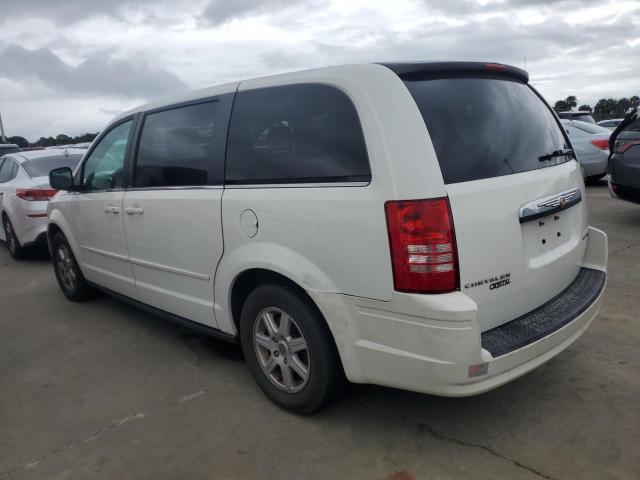 Photo 2 from auction – 2010 CHRYSLER TOWN & COU with VIN 2A4RR2D15AR376738