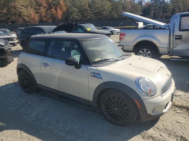 Photo 4 from auction – 2010 MINI COOPER S with VIN WMWMF7C59ATZ34493