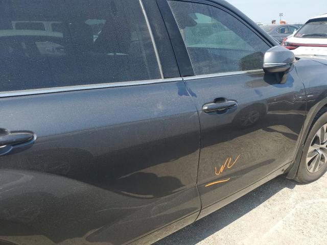 Photo 13 from auction – 2020 TOYOTA HIGHLANDER with VIN 5TDGZRBH1LS010582