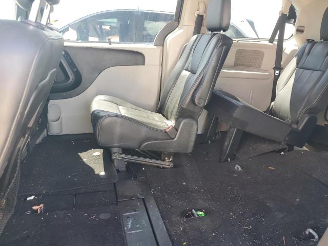 Photo 11 from auction – 2013 CHRYSLER TOWN & COU with VIN 2C4RC1CG0DR607086