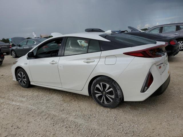 Photo 2 from auction – 2017 TOYOTA PRIUS PRIM with VIN JTDKARFP4H3037562