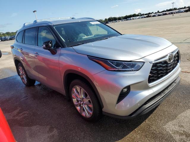 Photo 4 from auction – 2024 TOYOTA HIGHLANDER with VIN 5TDKDRAH1RS543440