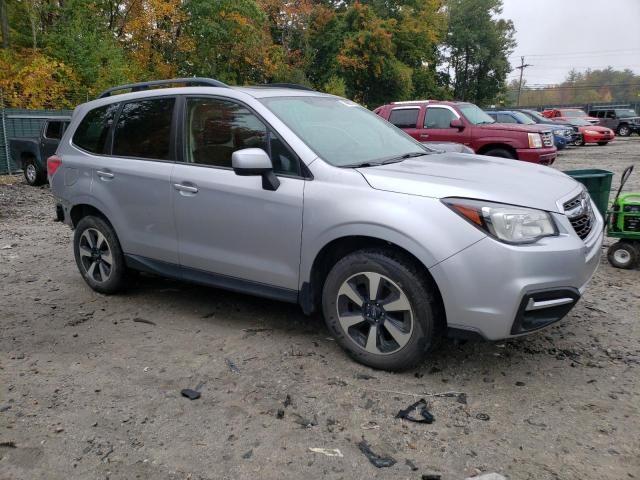 Photo 4 from auction – 2017 SUBARU FORESTER 2 with VIN JF2SJAEC1HH408374