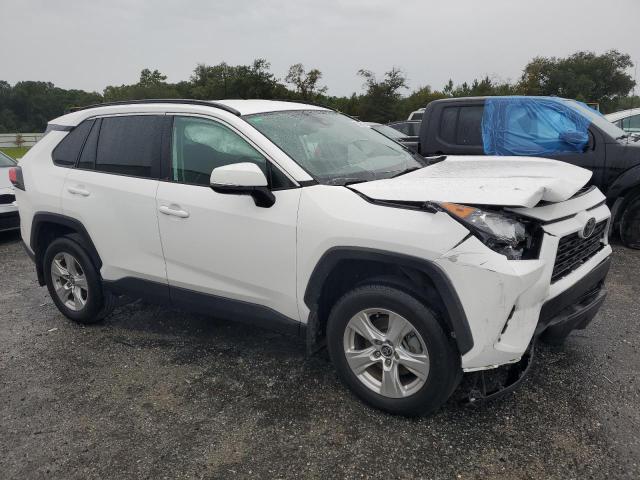 Photo 4 from auction – 2021 TOYOTA RAV4 XLE with VIN 2T3W1RFV1MC112405