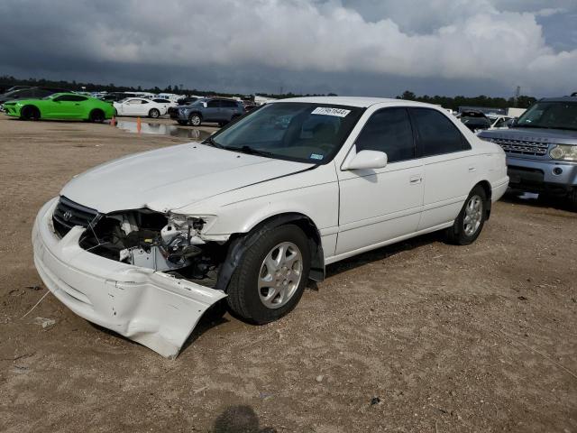 Photo 1 from auction – 2000 TOYOTA CAMRY LE with VIN 4T1BF22K2YU950622