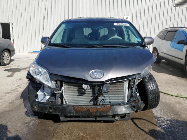 Photo 5 from auction – 2012 TOYOTA SIENNA LE with VIN 5TDKK3DC2CS200971