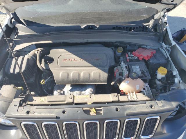 Photo 12 from auction – 2018 JEEP RENEGADE L with VIN ZACCJBBB2JPJ30231