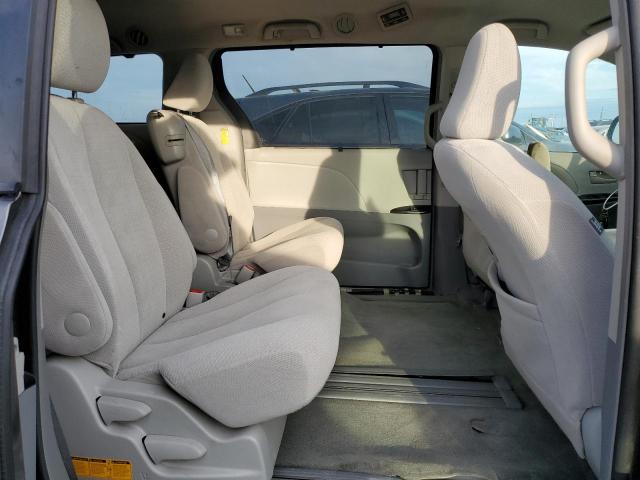 Photo 11 from auction – 2014 TOYOTA SIENNA LE with VIN 5TDKK3DC6ES411156