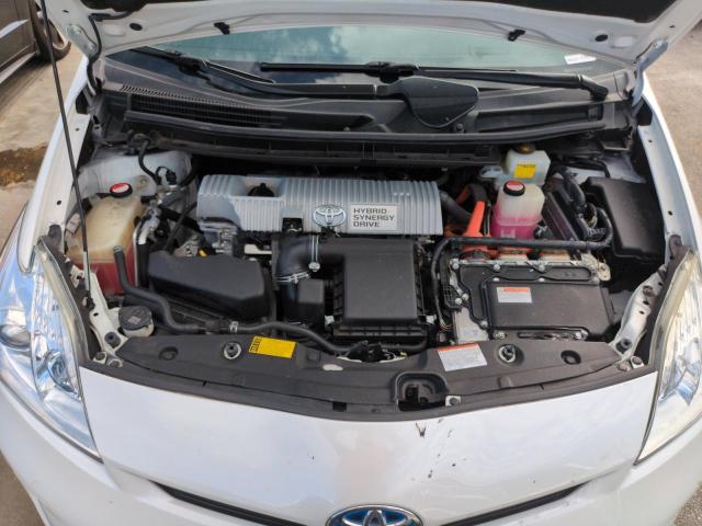 Photo 11 from auction – 2015 TOYOTA PRIUS with VIN JTDKN3DU7F1932708