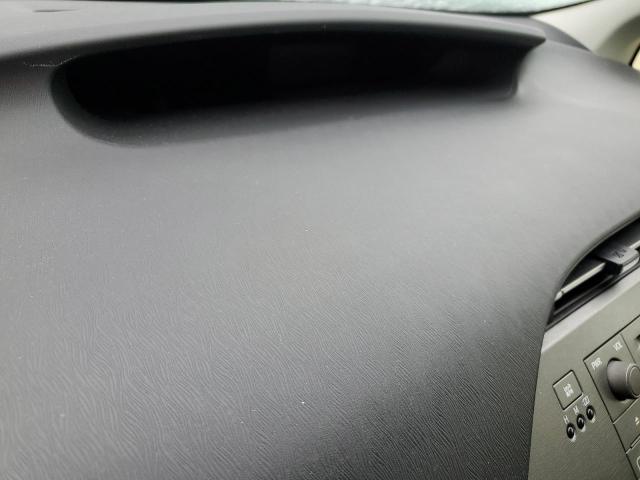 Photo 9 from auction – 2013 TOYOTA PRIUS with VIN JTDKN3DU0D1674514